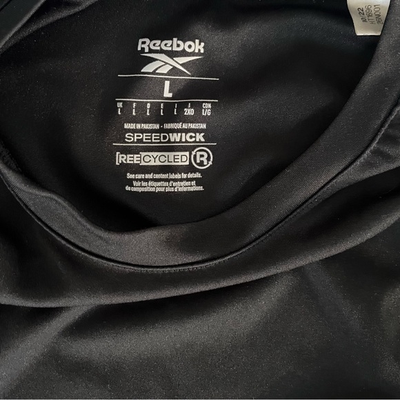 Reebok Men's Black Long Sleeve Shirt - Picture 5 of 9